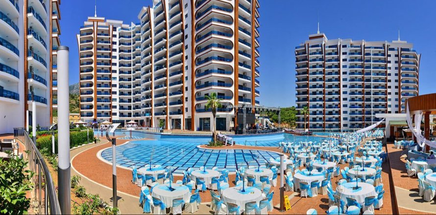 3+1 Lägenhet  i Mahmutlar, Antalya, Turkiet Nr. 219389