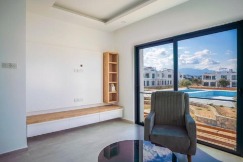 Apartment for sale in Esentepe, Girne, Northern Cyprus, 1 bedroom, No. 215169 – photo 4