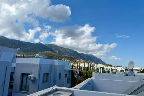 Lägenhet  i Alsancak, Girne,  Nr. 213265 - 19