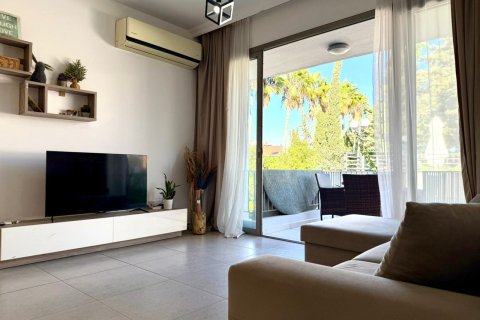 Lägenhet  i Alsancak, Girne,  Nr. 213265 - 3