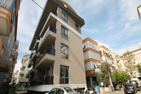 2+1 Apartment  in Alanya, Antalya, Turkey No. 229433