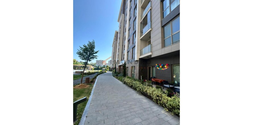 2+1 Wohnung  in Istanbul, Türkei Nr. 212169