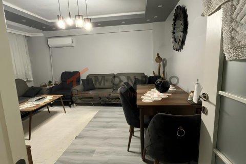 2+1 Wohnung in Beyoglu, Istanbul, Türkei Nr. 237986 - 2
