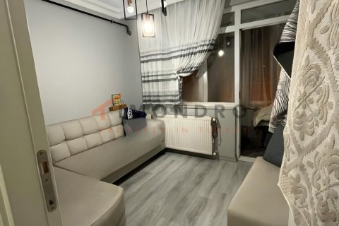 2+1 Wohnung in Beyoglu, Istanbul, Türkei Nr. 237986 - 4