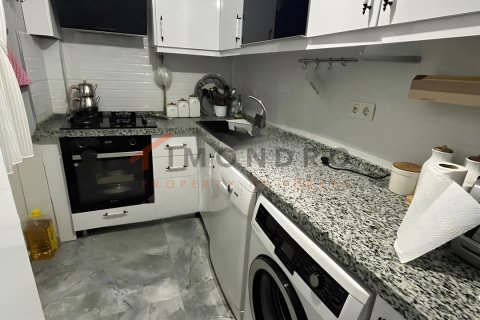 2+1 Wohnung in Beyoglu, Istanbul, Türkei Nr. 237986 - 11