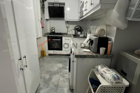 2+1 Wohnung in Beyoglu, Istanbul, Türkei Nr. 237986 - 9