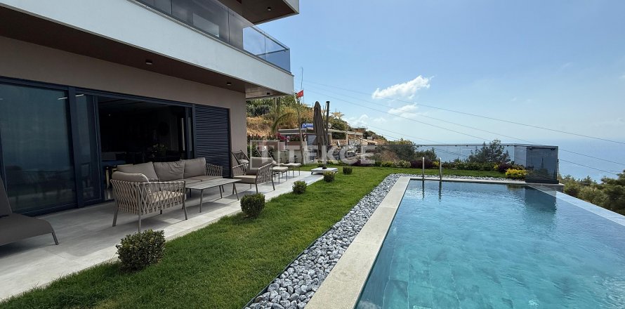 Вилла  6+1 в Аланье, Анталья, Турция №86343