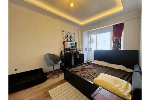 3+1 Wohnung  in Beyoglu, Istanbul, Türkei Nr. 221285 - 13