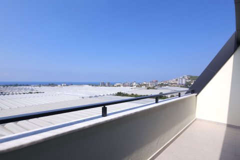 2+1 Apartment  in Alanya, Antalya, Turkey No. 217898