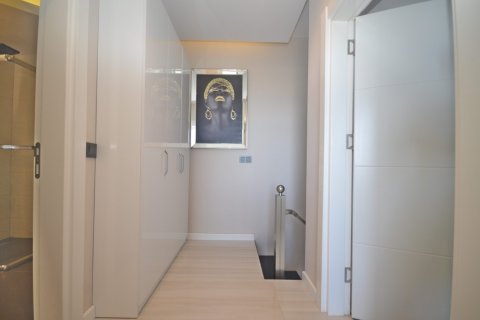 آپارتمان در  Alanya ، ترکیه 2 خوابه ، 135 متر مربع.  شماره 219210 - 8