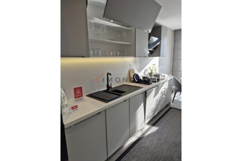 2+1 Wohnung  in Maltepe, Istanbul, Türkei Nr. 215411 - 16