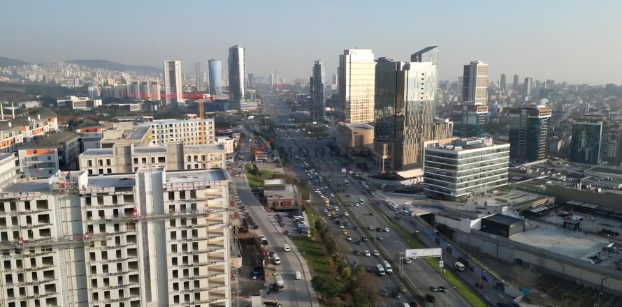 2+1 Wohnung  in Maltepe, Istanbul, Türkei Nr. 215411