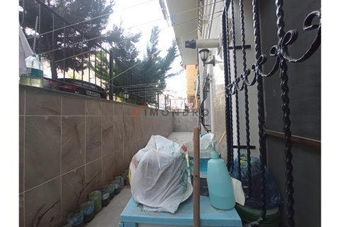 2+1 Wohnung  in Eyup, Istanbul, Türkei Nr. 215406 - 8