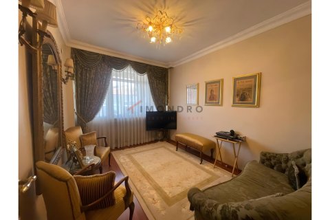 Продажа квартиры  в Бешикташе, Стамбуле, Турция 2+1, 115м2, №215408 – фото 13