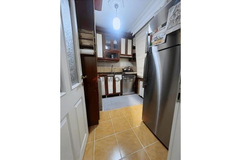 2+1 Wohnung  in Eyup, Istanbul, Türkei Nr. 215407 - 5