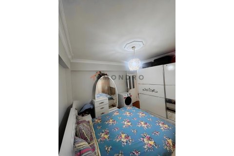 2+1 Wohnung  in Eyup, Istanbul, Türkei Nr. 215407 - 7