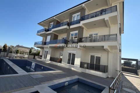 آپارتمان در Kepez،  Antalya ، ترکیه 2 خوابه ، 110 متر مربع.  شماره 216171