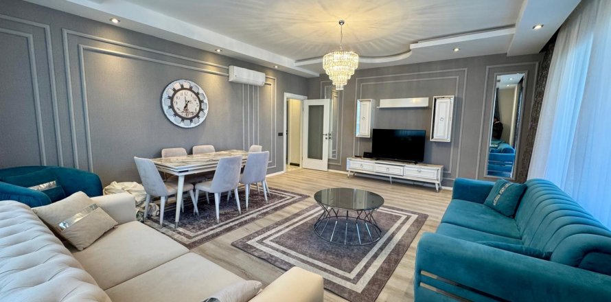 4+1 Lejlighed  i Mahmutlar, Antalya, Tyrkiet Nr. 221854