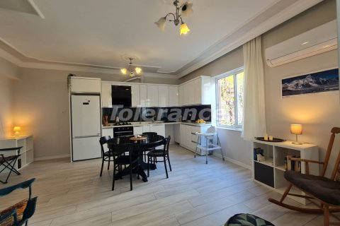 Apartment for sale  in Antalya, Turkey, 2 bedrooms, 70m2, No. 221851 – photo 6