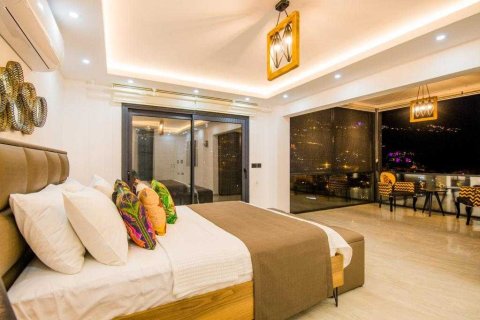 Villa for sale  in Kalkan, Antalya, Turkey, 4 bedrooms, 240m2, No. 233930 – photo 13