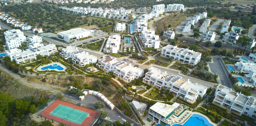 2+1 Lägenhet  i Esentepe, Girne,  Nr. 215521
