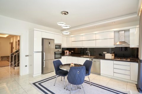 Продажа квартиры  в Махмутларе, Анталье, Турция 6+1, 300м2, №213677 – фото 24