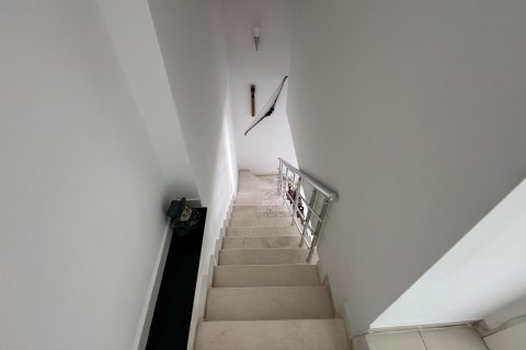 آپارتمان در  Kestel ، ترکیه 2 خوابه ، 140 متر مربع.  شماره 218990 - 12