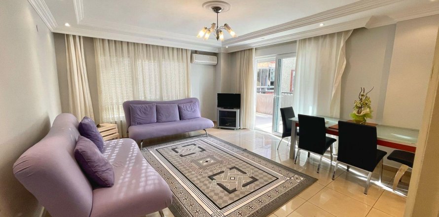 2+1 Lägenhet  i Oba, Antalya, Turkiet Nr. 218993