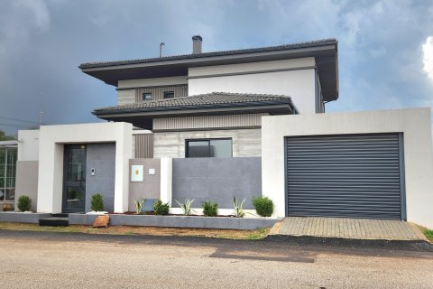 Villa  4+1  Antalya, Türkiye №215884