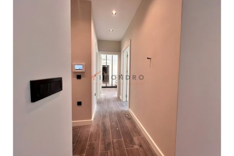 آپارتمان در Konyaalti،  Antalya ، ترکیه 2 خوابه ، 65 متر مربع.  شماره 221531 - 30