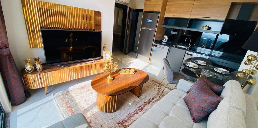 1+1 Lägenhet  i Mahmutlar, Antalya, Turkiet Nr. 216414