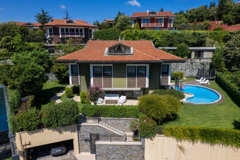 5+1 Villa  i Istanbul, Tyrkia Nr. 222745