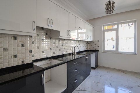 آپارتمان در  Alanya ، ترکیه 3 خوابه ، 155 متر مربع.  شماره 217408 - 2