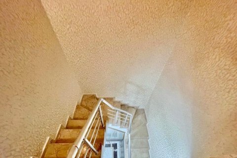 آپارتمان در  Antalya ، ترکیه 4 خوابه ، 220 متر مربع.  شماره 222657 - 28