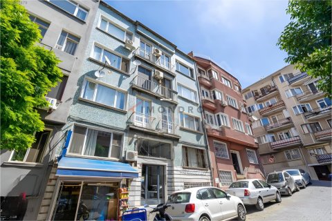 2+1 Apartment  in Beyoglu, Istanbul, Turkey No. 226797