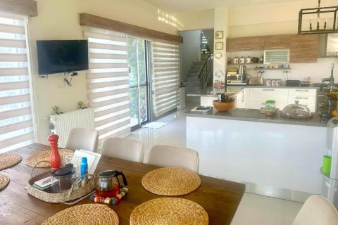 Продажа виллы  в Караогланоглу, Гирне, Северный Кипр 4+1, 235м2, №214640 – фото 10