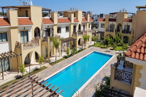 آپارتمان در  Yeni Bogazici ، ترکیه 2 خوابه ، 75 متر مربع.  شماره 214641 - 4