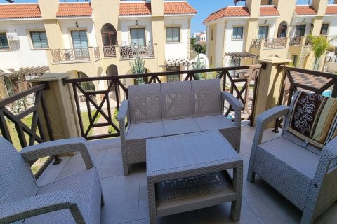 آپارتمان در  Yeni Bogazici ، ترکیه 2 خوابه ، 75 متر مربع.  شماره 214641 - 2