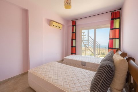 Продажа виллы  в Арапкое, Гирне, Северный Кипр 2+1, 146м2, №214642 – фото 1