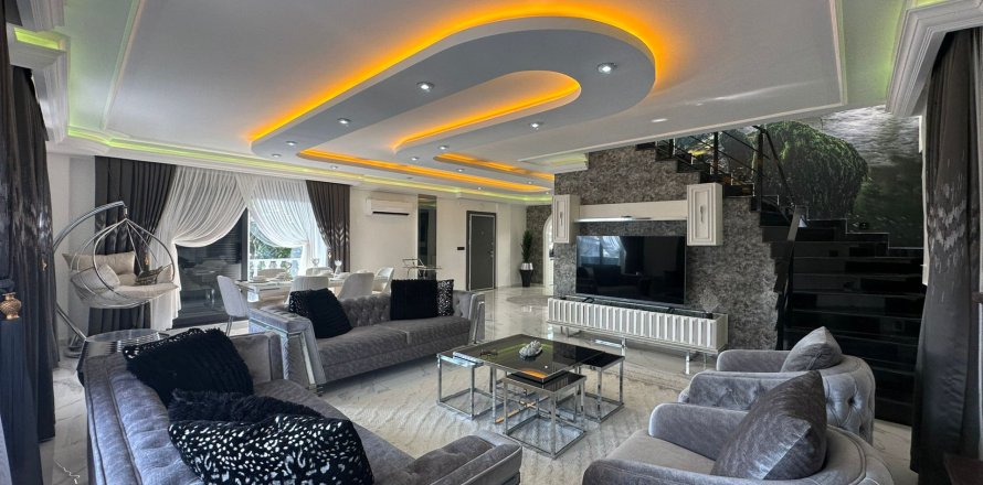 Вилла  3+1 в Аланье, Анталья, Турция №218625