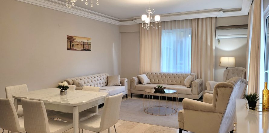 2+1 Apartment  in Oba, Antalya, Turkey No. 218627