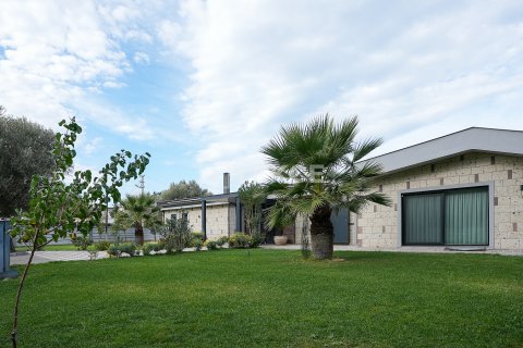 Продажа виллы  в Измире, Турция 4+1, 750м2, №213593 – фото 13