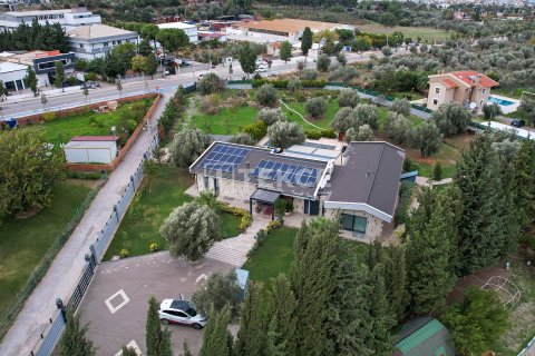 Продажа виллы  в Измире, Турция 4+1, 750м2, №213593 – фото 6