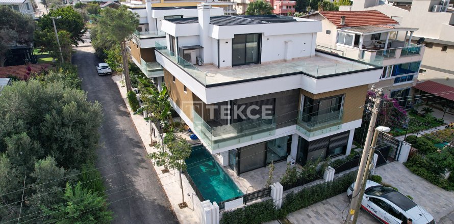5+1 Villa  in Izmir, Turkey No. 213597