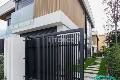 Villa for sale  in Izmir, Turkey, 5 bedrooms, 250m2, No. 213597 – photo 16