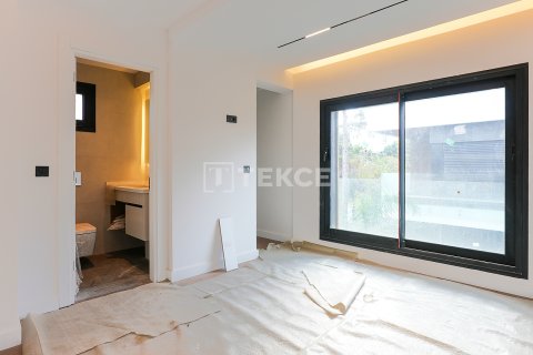 Villa for sale  in Izmir, Turkey, 5 bedrooms, 250m2, No. 213597 – photo 29