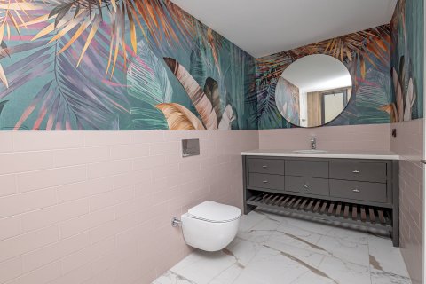 ویلا در  Alanya ، ترکیه 4 خوابه ، 272 متر مربع.  شماره 219409 - 15