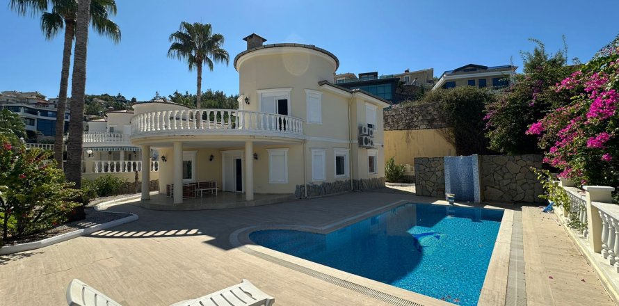 Villa  3+1  Alanya, Antalya, Türkiye №217959