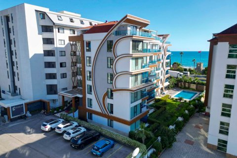1+1 Apartment  in Mahmutlar, Antalya, Turkey No. 225337