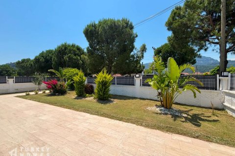 ویلا در  Dalyan ، ترکیه 4 خوابه ، 400 متر مربع.  شماره 232652 - 25